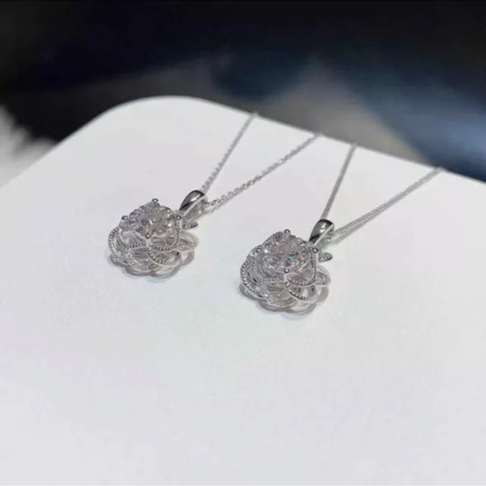 Women Round Cut Cubic Zirconia Necklaces Pendants Gorgeous 925 Silver Jewelry - Picture 4 of 4